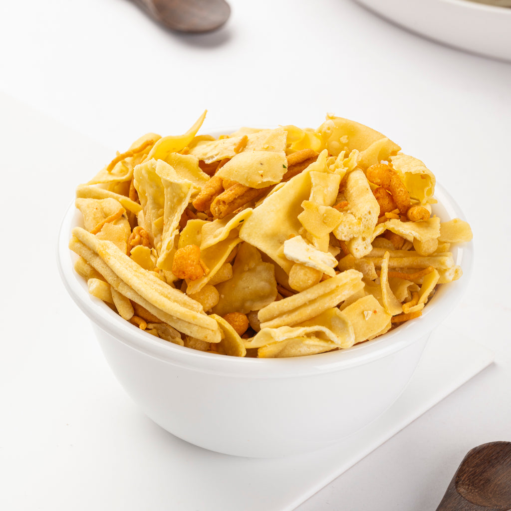 Heerson Mix Farsan. Fried whole pulses and peanuts.