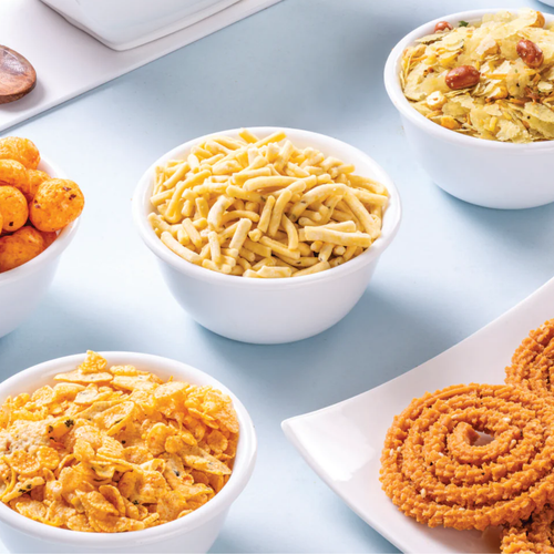 Why We Choose Rice Bran Oil Over Palm Oil in Our Namkeen