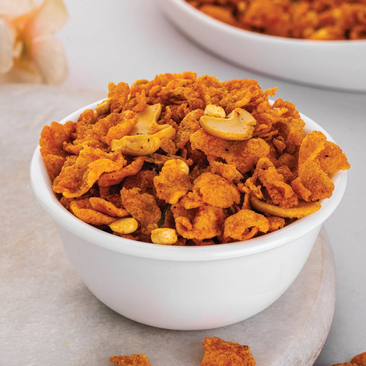 Heerson Cornflakes Chivda. Roasted peanuts & spices.
