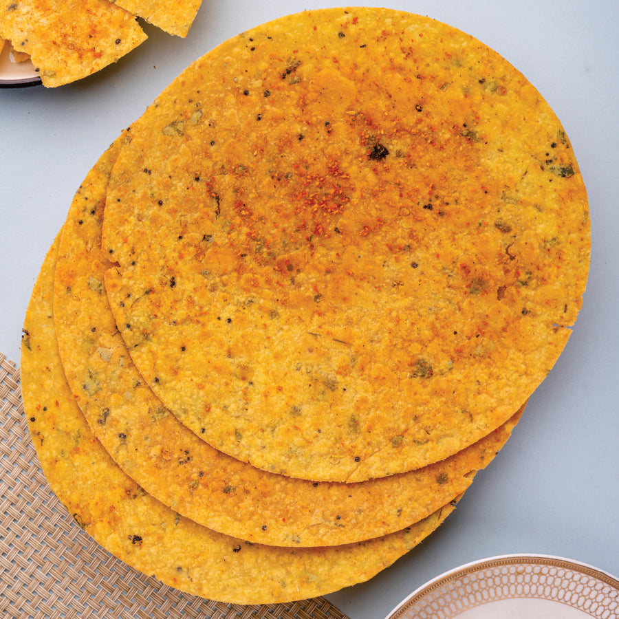 Heerson Vada Pav Khakhra. Crispy wheat khakhra.
